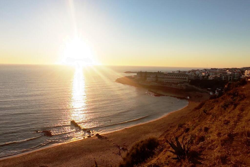 Ericeira Seaside Escape Apartment ภายนอก รูปภาพ