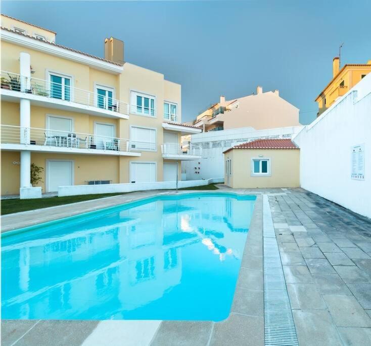 Ericeira Seaside Escape Apartment ภายนอก รูปภาพ